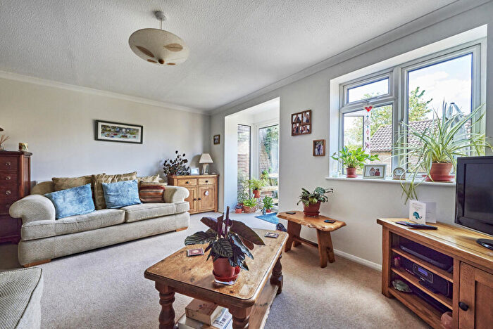 3 Bedroom Terraced House For Sale In Brecken Close, St. Albans, Hertfordshire, AL4