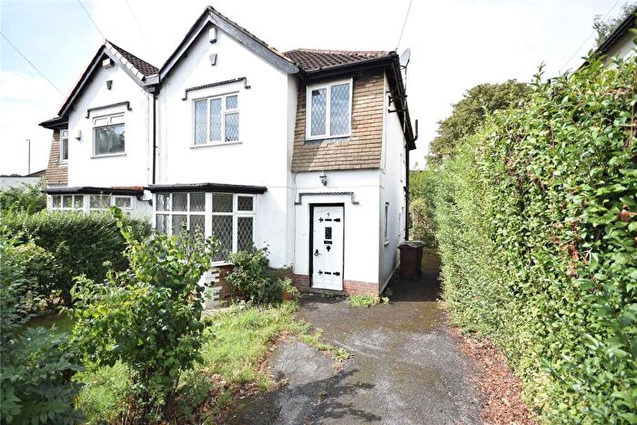3 Bedroom Semi Detached House To Rent In Kings Croft Gardens, Moortown, Leeds, West Yorkshire, LS17