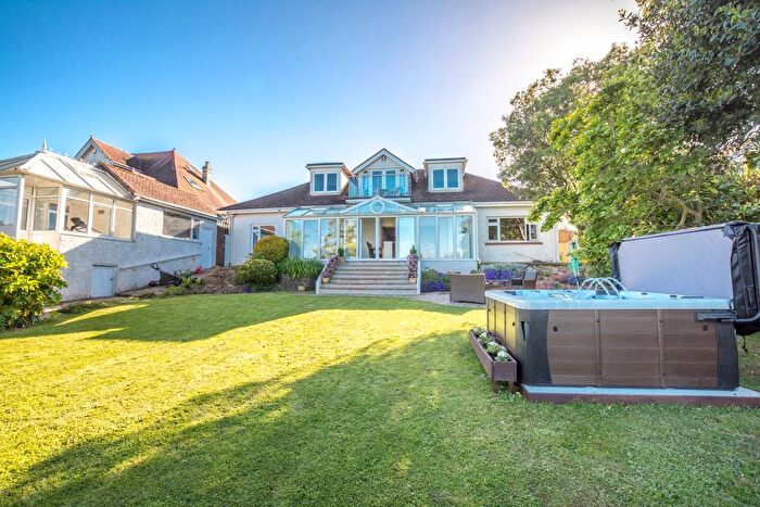 6 Bedroom Detached House For Sale In Redcliffe Road, Torquay, TQ1