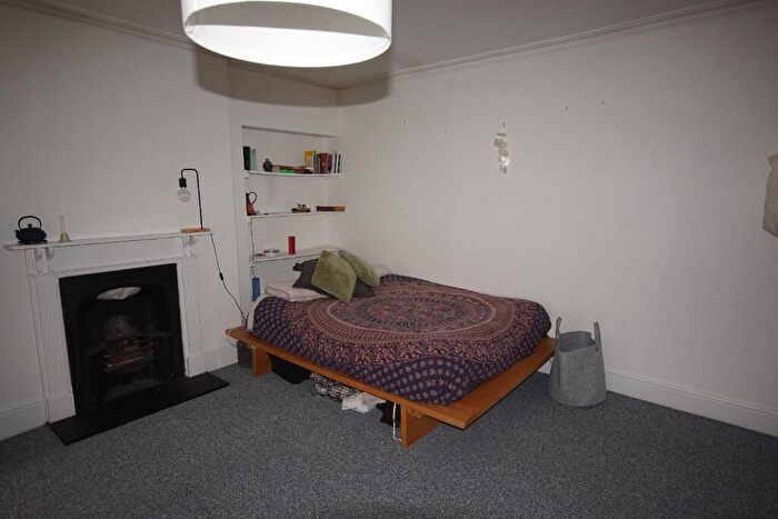 1 Bedroom Terraced House To Rent In Princess Victoria Street, Bristol, BS8