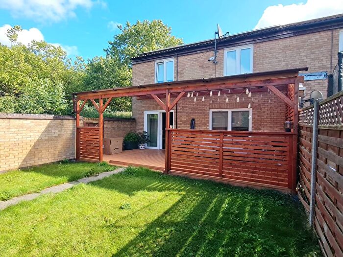 3 Bedroom End Of Terrace House To Rent In Winyates, Peterborough, PE2