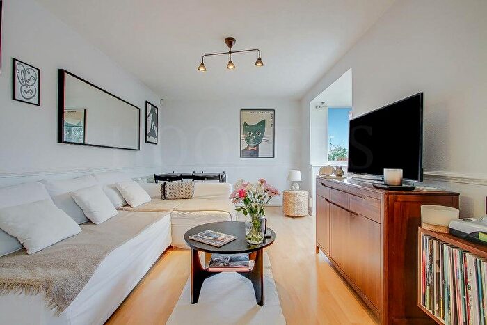 1 Bedroom Flat For Sale In Campbell Gordon Way, London, NW2