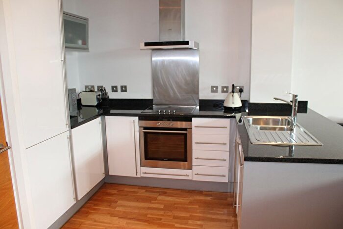 2 Bedroom Flat To Rent In Unity Building, Liverpool, L3