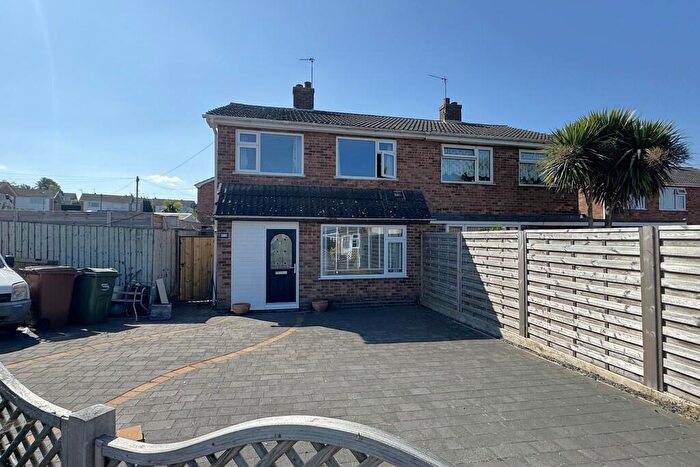 3 Bedroom Semi-Detached House For Sale In Winster Crescent, Melton Mowbray, LE13
