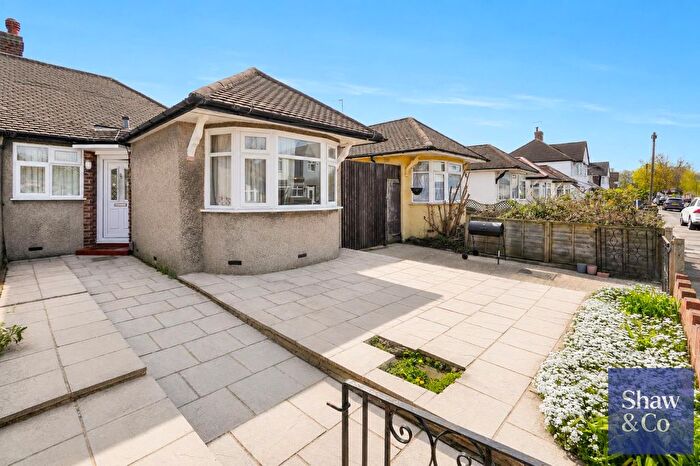3 Bedroom Semi-Detached Bungalow For Sale In Albemarle Avenue, Twickenham, TW2