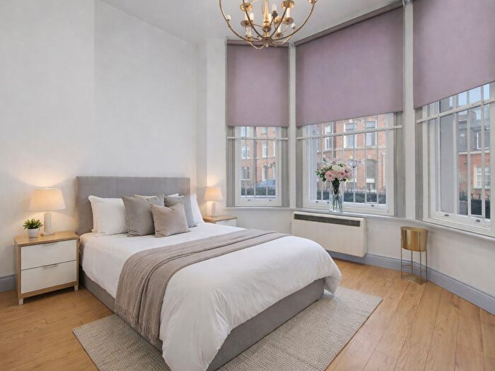 1 Bedroom Flat To Rent In Warwick Road, London, SW5