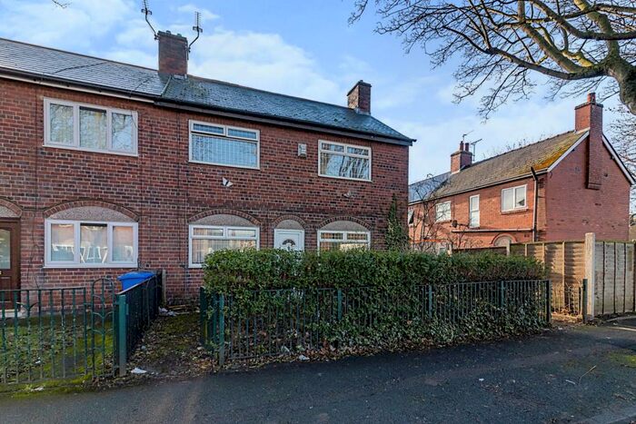 3 Bedroom End Of Terrace House To Rent In Wincobank Avenue, Sheffield, South Yorkshire, S5