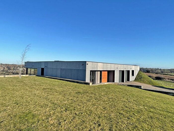 4 Bedroom Detached Bungalow To Rent In Wike Lane, Bardsey, Leeds, LS17