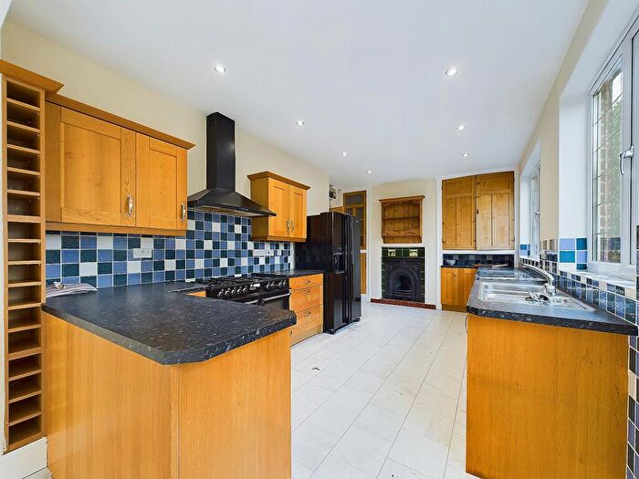 5 Bedroom Detached House To Rent In Belgrave Road, Boughton, Chester, CH3