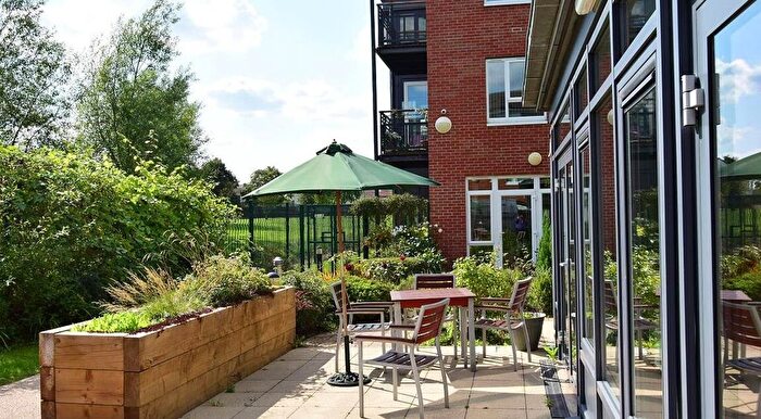 2 Bedroom Flat For Sale In Spath Lane, Wilmslow, Cheshire, SK9