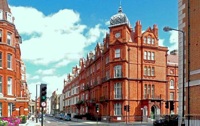 5 Bedroom Flat To Rent In Green Street, London, W1K