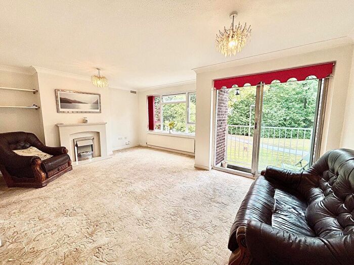 2 Bedroom Flat To Rent In Malcolm Way, Wanstead, E11