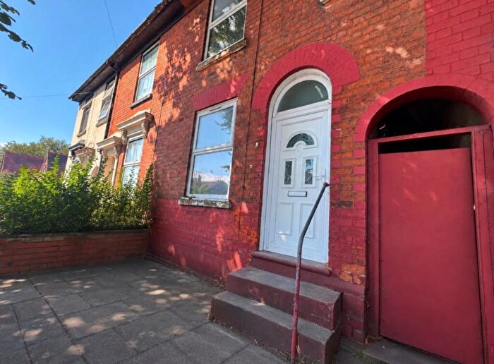 3 Bedroom End Of Terrace House To Rent In Boulton Road, B21