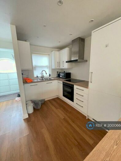4 Bedroom Terraced House To Rent In Upland Road, London, SE22