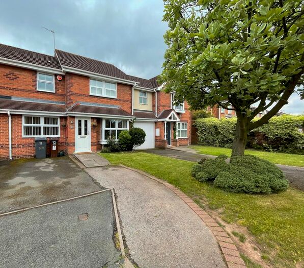 4 Bedroom Terraced House To Rent In Yarrow Close, Wednesfield, Wolverhampton, WV11