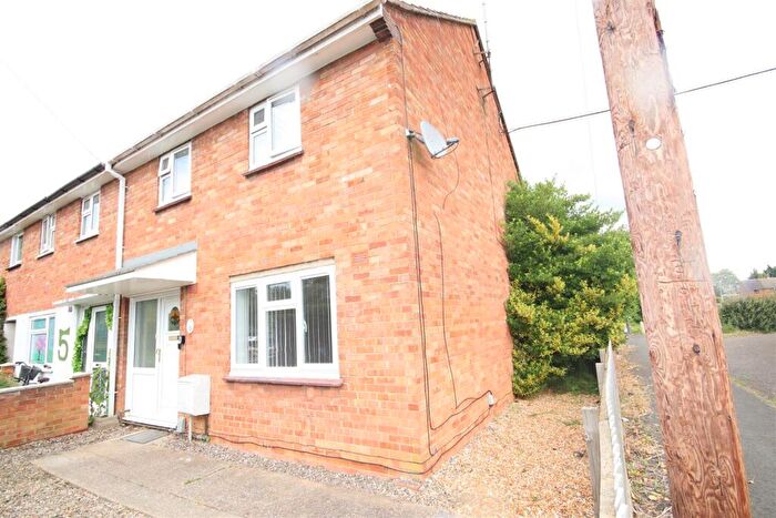3 Bedroom House To Rent In Beales Way, Cambridge, CB4