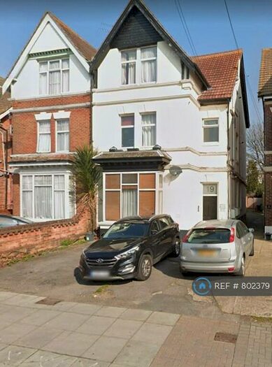 2 Bedroom Flat To Rent In Stubbington Avenue, Portsmouth, PO2
