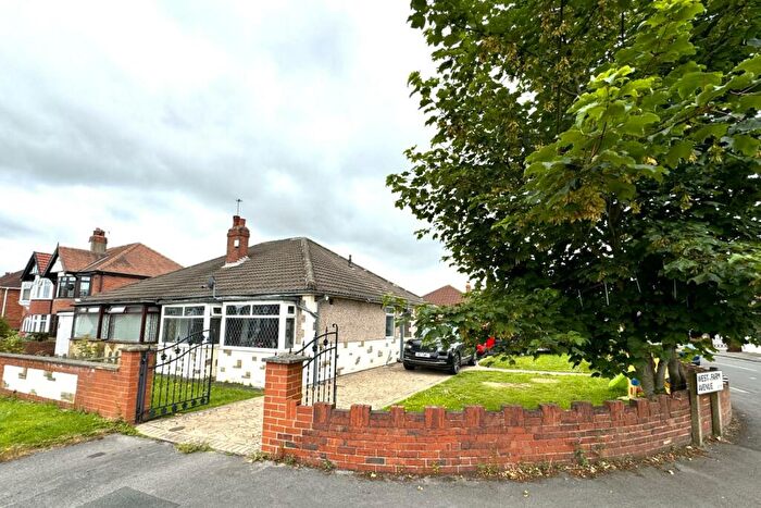 2 Bedroom Semi-Detached Bungalow To Rent In West Farm Avenue, Leeds, LS10