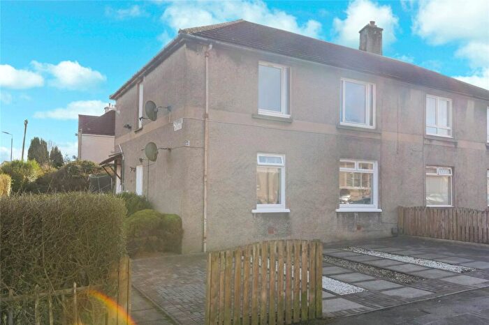 2 Bedroom Flat For Sale In Bothlyn Road, Chryston, Glasgow, North Lanarkshire, G69