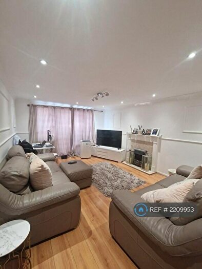 3 Bedroom Terraced House To Rent In Harper Close, Grays, RM16