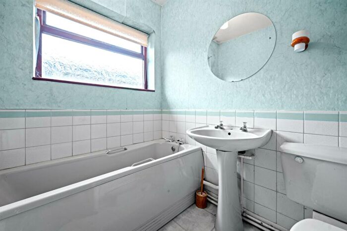 3 Bedroom Detached Bungalow For Sale In Oakerthorpe Road, Bolehill, Wirksworth, DE4