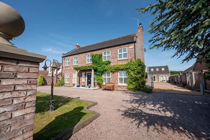 6 Bedroom Detached House For Sale In Tydd St Mary, Wisbech, PE13