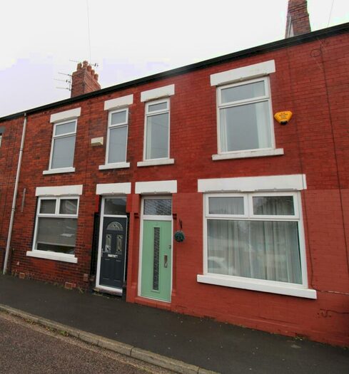 2 Bedroom End Of Terrace House To Rent In Buckley Street, Reddish, Stockport, SK5