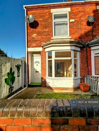 2 Bedroom End Of Terrace House To Rent In Savannah Avenue, Hull, HU5