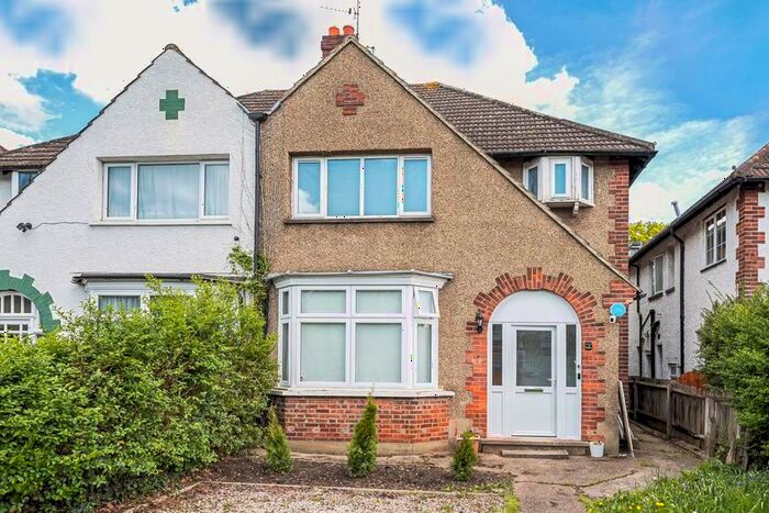 2 Bedroom Flat To Rent In Chinbrook Road, London, SE12