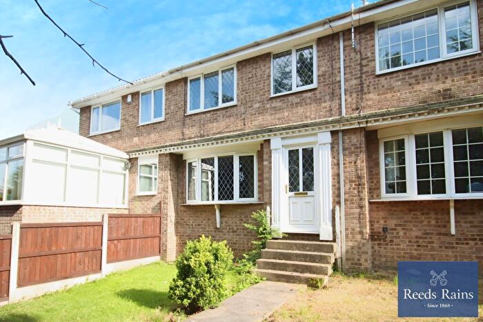 3 Bedroom Terraced House To Rent In St. Clements Avenue, Rothwell, Leeds, West Yorkshire, LS26