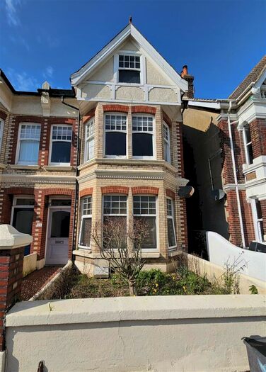 2 Bedroom Flat To Rent In St. Leonards Road, Hove, BN3