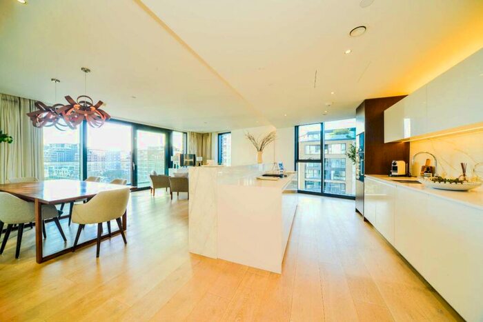 3 Bedroom Flat To Rent In Harbour Avenue, Chelsea, London, SW10