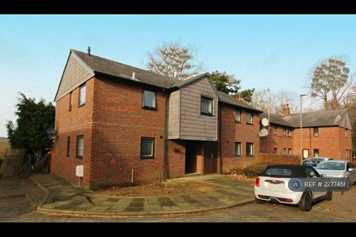 1 Bedroom Flat To Rent In Somercoates Close, Barnet, EN4