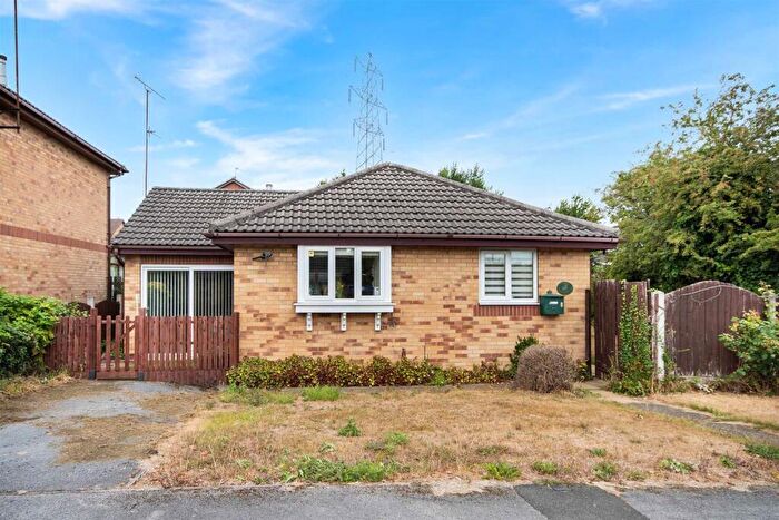 2 Bedroom Detached Bungalow For Sale In Warren Hill, Rotherham, S61