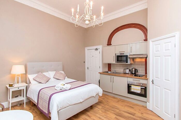 1 Bedroom Studio To Rent In Lower Park Row, Bristol, BS1