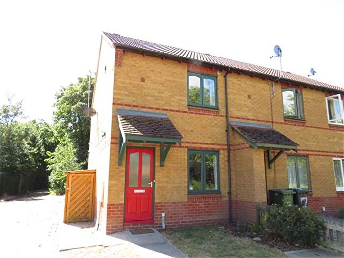 2 Bedroom Property To Rent In Alnwick, Orton Goldhay, Peterborough, PE2