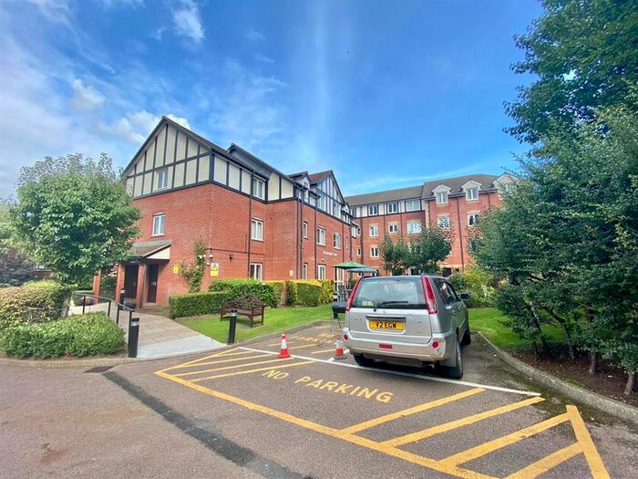 1 Bedroom Flat To Rent In Brookfield Court, Springfield Road, Southborough, TN4