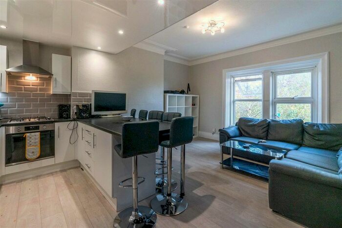 6 Bedroom Maisonette To Rent In Eslington Terrace, Jesmond, Newcastle Upon Tyne, NE2