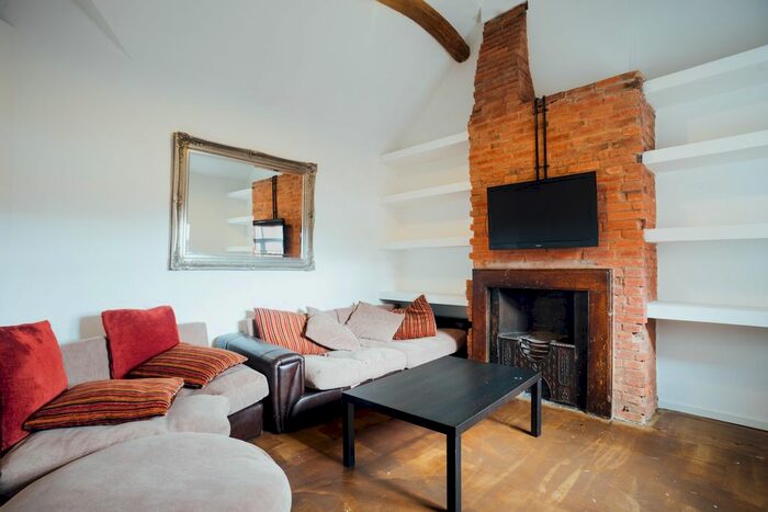 2 Bedroom Flat To Rent In Baxter Gate, Loughborough LE11