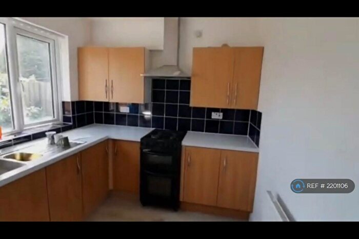 2 Bedroom End Of Terrace House To Rent In Farndale Avenue, Coventry, CV6