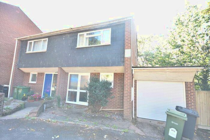 5 Bedroom Semi-Detached House To Rent In Eldertree Gardens, St Davids, Exeter, EX4