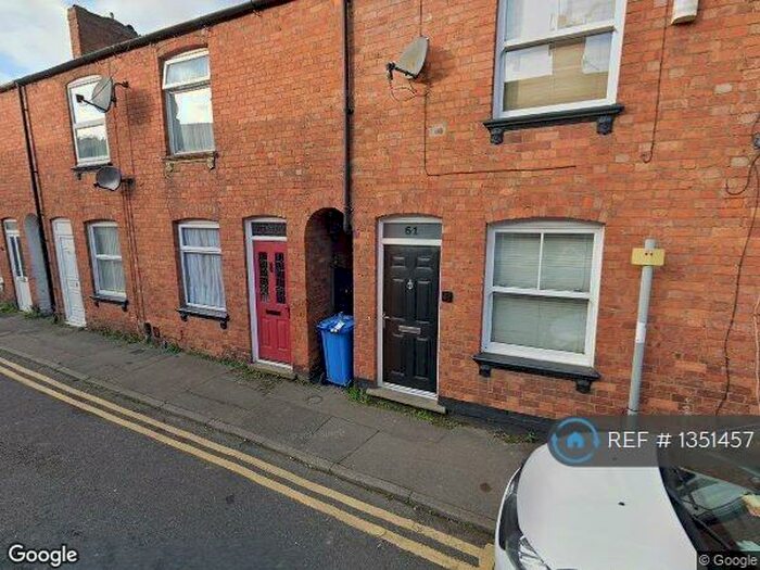 2 Bedroom Terraced House To Rent In Wood Street, Kettering, NN16