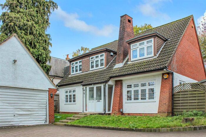 4 Bedroom Detached House For Sale In Old Watford Road, Bricket Wood, St. Albans, AL2