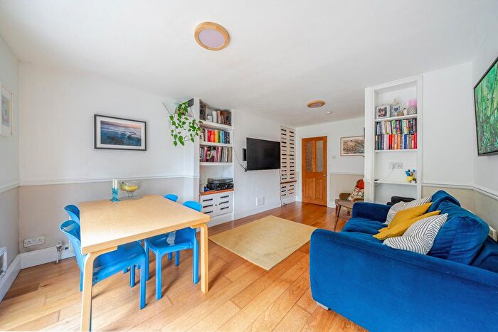 2 Bedroom Flat For Sale In Eastdown Park, Hither Green, London, SE13