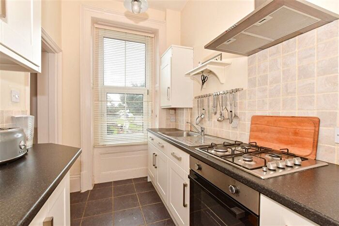 2 Bedroom Flat For Sale In Prospect Road, Shanklin, Isle Of Wight, PO37