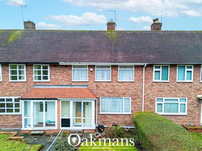 3 Bedroom Terraced House For Sale In Mill Farm Road, Birmingham, B17