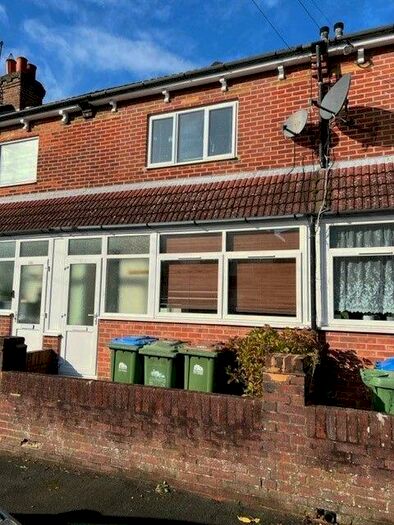 3 Bedroom Terraced House To Rent In Clarendon Road, Southampton, SO16