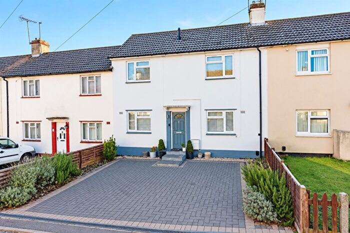 3 Bedroom Terraced House For Sale In Canons Road, Ware, SG12