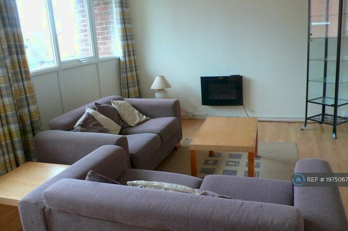 2 Bedroom Flat To Rent In Radbourne Street, Derby, DE22