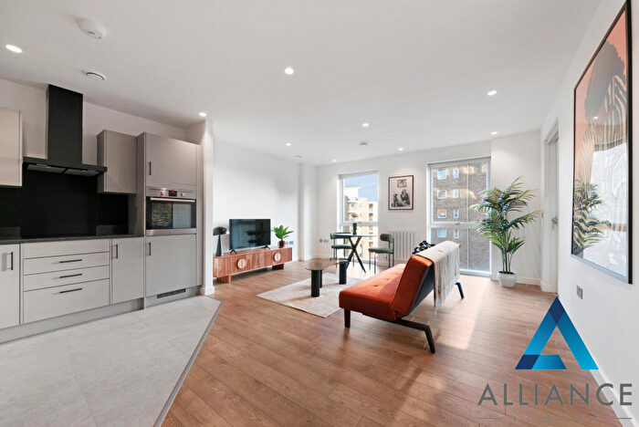 2 Bedroom Apartment For Sale In Vitruvian Court, Rolling Mills Mews, Limehouse, London, E14